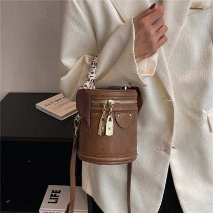 Chic Leather Handbag